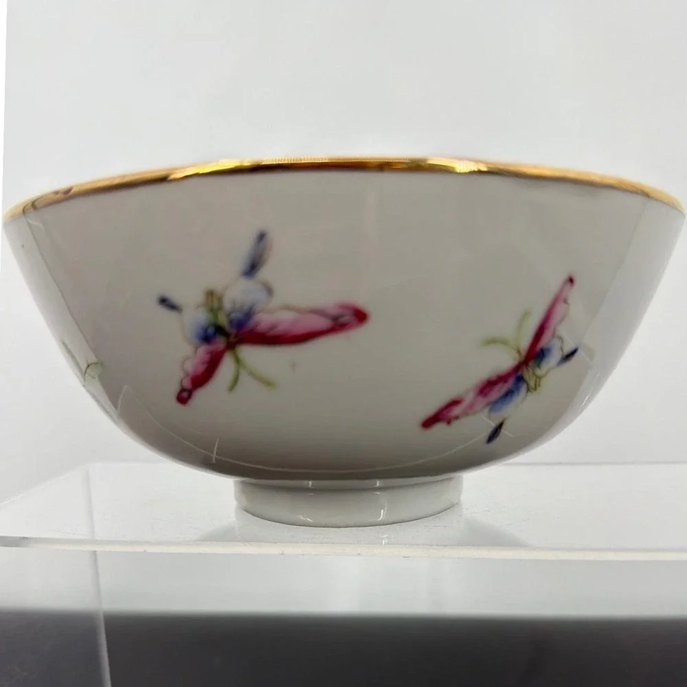 Japanese Porcelain Ware Bowl Decorated Hong Kong Floral‎ Butterfly Gold Rim 7